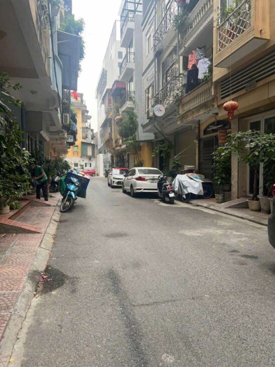 nhà đẹp Ngọc Lâm, 45m x 5 tầng, kinh doanh, ôtô đỗ cửa, chỉ 12 tỷ