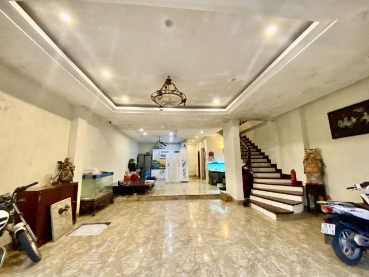 siêu phẩm Lâm Hạ, 97m x 5tầng, mặt tiền 7m, thang máy, gara 4 ôtô, vỉa hè, kinh doanh ngày đêm