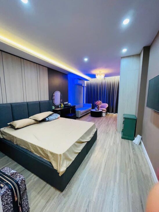 BÁN NHÀ MẶT PHỐ THANH XUÂN – GẦN NGÃ TƯ SỞ – 6TẦNG MT 4.2M – VỈA HÈ KINH DOANH, CHỈ 13TỶ