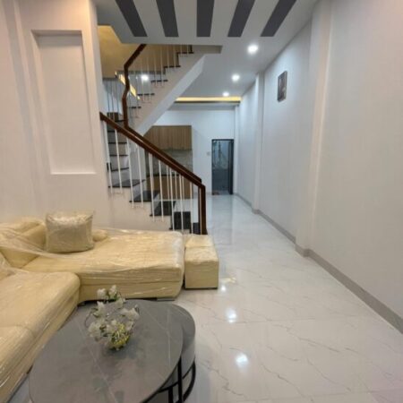Nhà 2 tầng đường Hoà Trung – Vĩnh Hoà,Nha Trang. ????Giá : 2tỷ250
