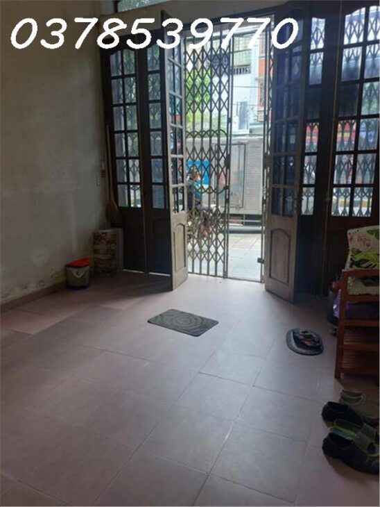 BÁN NHÀ 2 TẦNG PHƯỜNG BỒ XUYÊN, BUÔN BÁN SẦM UẤT, DIỆN TÍCH 52M, NHÀ 3 TẦNG , MẶT TIỀN .5 M, GIÁ