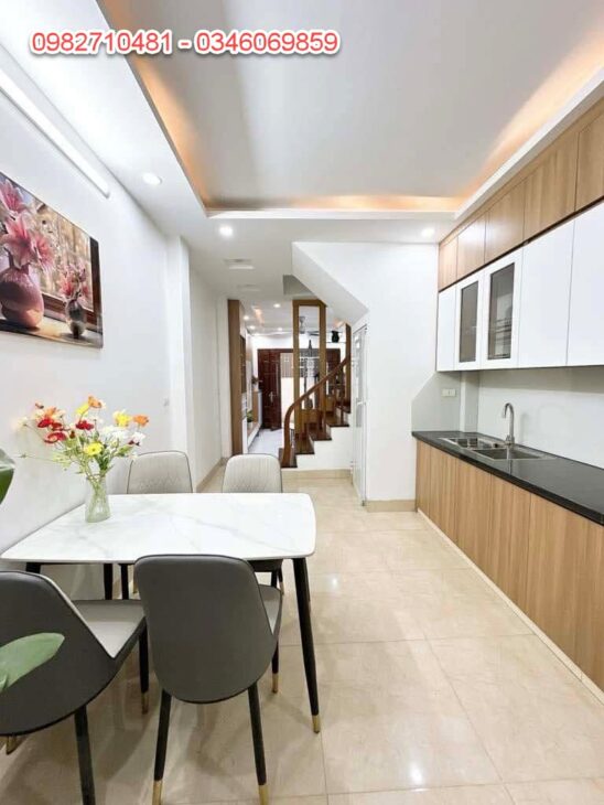 Bán nhà 5 tầng khu dân trí cao Tứ Liên – Tây Hồ, ngõ ô tô đỗ cửa