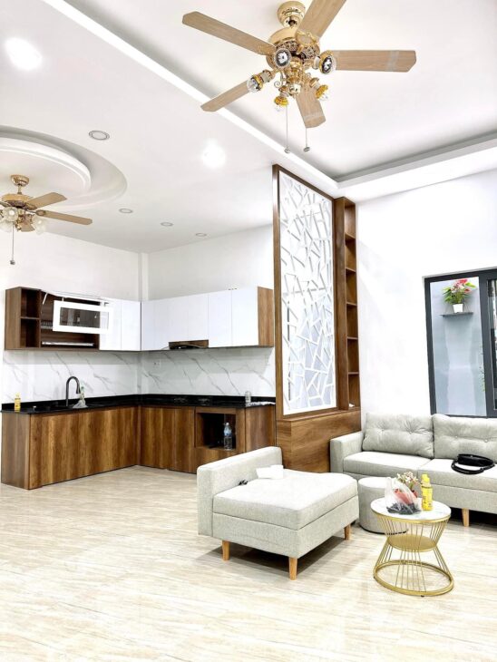 Bán nhà thiết kết hiện đại mới xây xong gần Khu Du Lịch Tắm Bùn Tháp Bà, Ngô Đến.????Giá:2ty800