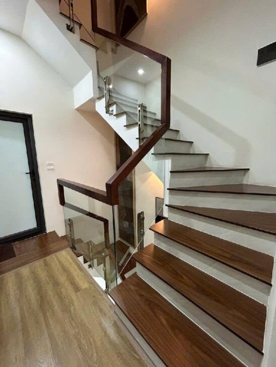 Mặt phố Ba Đình – ô tô tránh – kinh doanh đỉnh cao – 60m chỉ 15 tỷ