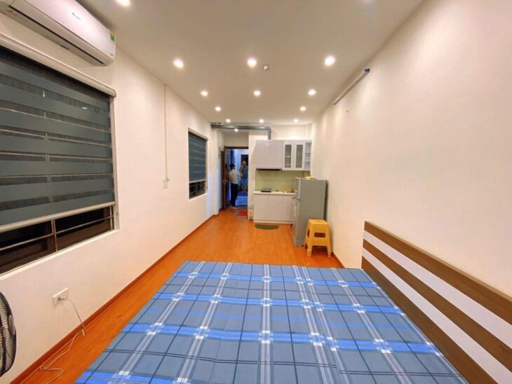 NHỈNH 8 TỶ – NHÀ ĐỘI CẤN 7 TẦNG THANG MÁY, Ở VÀ KINH DOANH, NHÀ ĐẸP Ở NGA, GẦN PHỐ, OTO