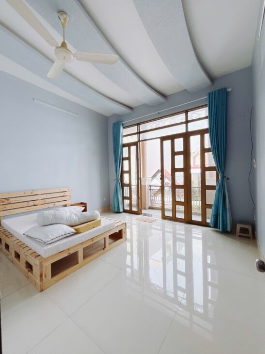 NHÀ BÁN HẺM XE HƠI 1113 HUỲNH TẤT PHÁT , PHÚ THUẬN , QUẬN 7 – 4 TẦNG 63m2- 7ty2.