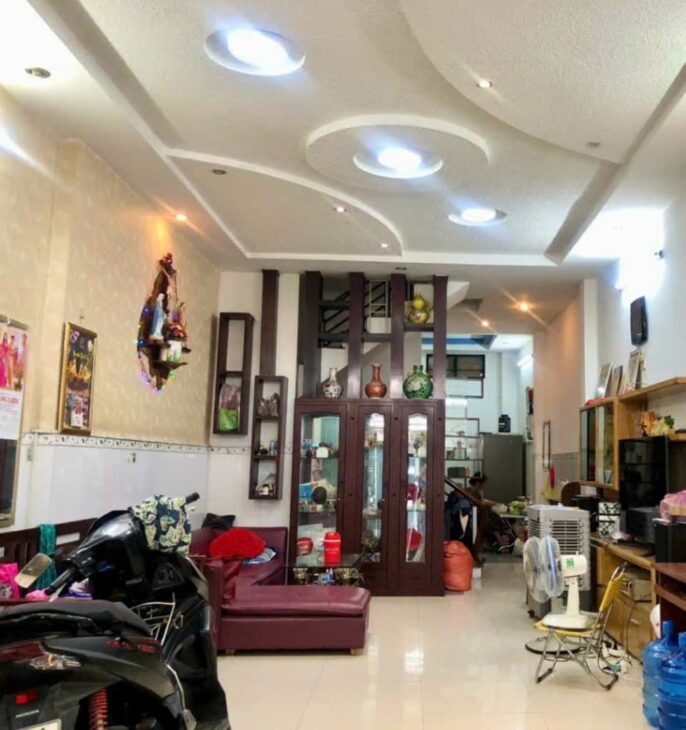 Bán nhà 3 tầng mặt tiền đường Nguyễn Hữu Huân – Giá 6,3 Tỷ. Tp Nha Trang