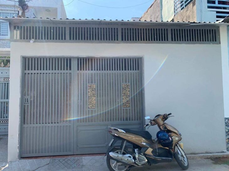 NHÀ NGAY SÂN BANH TÂN XUÂN – HẺM XE TẢI – 79M2 – Giá chỉ 3,7 tỷ