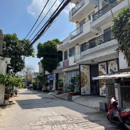 Nhà Hẻm Thông 7M – 4Tầng – Sát Mặt Tiền – Khu Vip Hiệp Thành Cty Chỉ 4,95 Tỷ.