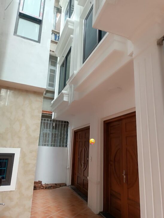 Bán nhà Văn Trì Bắc Từ Liêm NHÀ ĐẸP MỚI XÂY – GẦN Ô TÔ- Ở SƯỚNG,mt 4mx5 tầng 4,2 tỷ
