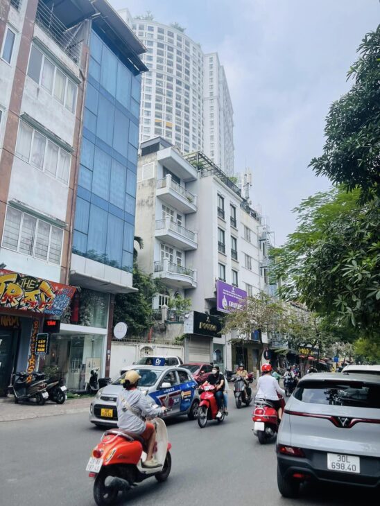 BÁN NHÀ MẶT PHỐ THANH XUÂN – GẦN NGÃ TƯ SỞ – 6TẦNG MT 4.2M – VỈA HÈ KINH DOANH, CHỈ 13TỶ