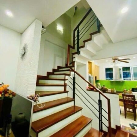 Bán nhà 58m2, 3PN, 4VS, ngõ Nguyễn Khoái, Thanh Trì, 5.7 tỷ, sổ đỏ Bán nhà 58m2, 3PN, 4VS, ngõ Nguyễn Khoái, Thanh Trì, 5.7 tỷ, sổ đỏ