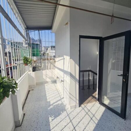 BÁN NHÀ THÔNG SỐ ĐẸP 50M , 5 TẦNG CHIẾN THẮNG _ LA KHÊ