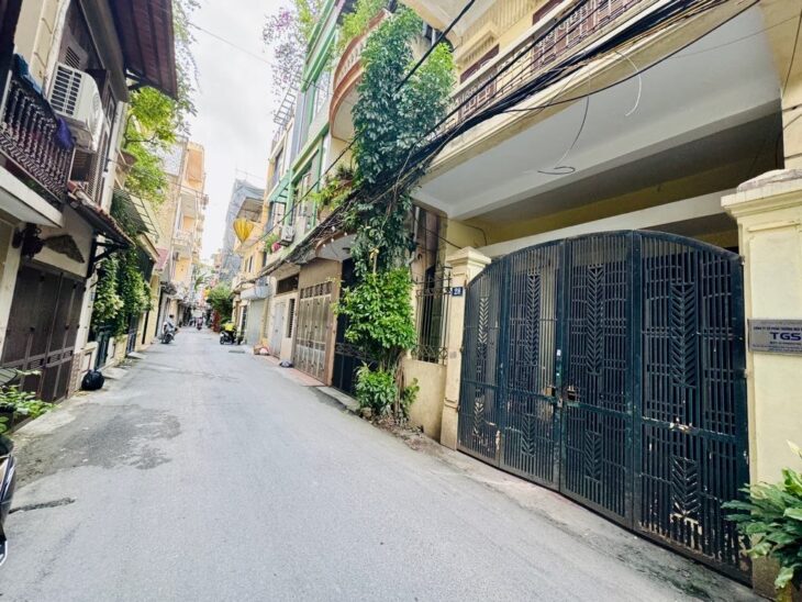 Võng Thị Lạc Long Quân – ô tô vào nhà – nhà đẹp ở ngay – 54m chỉ 12 tỷ