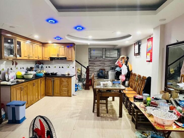 Hiếm có khó tìm – Hoàng Hoa Thám – lô góc – Ô chờ thang máy – 65m chỉ nhỉnh 9 tỷ