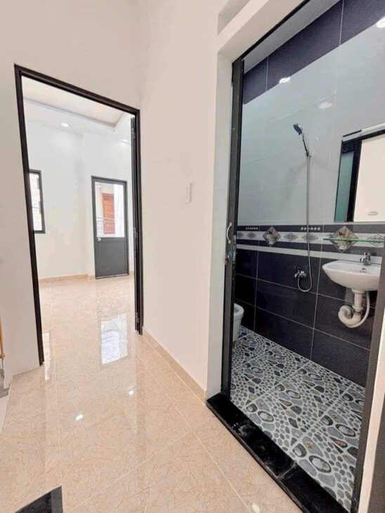 NHÀ 2 MẶT HẺM 5M THÔNG THOÁNG – SÁT LÊ VĂN QUỚI – 44M2 – 2 TẦNG XÂY MỚI 100% – CHỈ 3.95 TỶ.