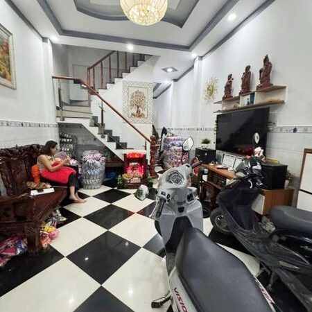 CHỈ 5 TỶ – NHÀ LẦU 3 TẦNG – GẦN NGÃ TƯ AN DƯƠNG VƯƠNG & VÕ VĂN KIỆT