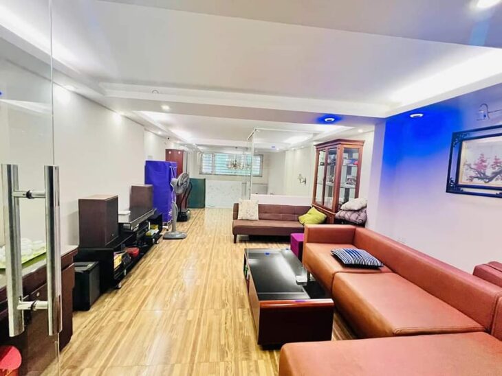 Hiếm có khó tìm – Hoàng Hoa Thám – lô góc – Ô chờ thang máy – 65m chỉ nhỉnh 9 tỷ