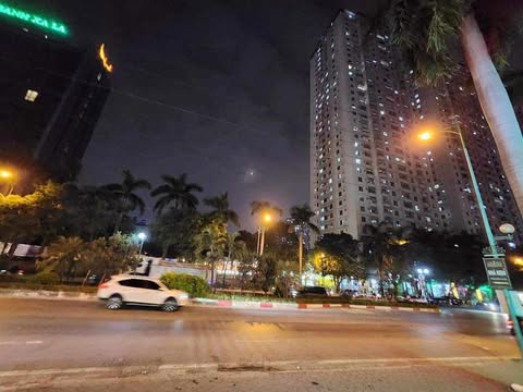 CỰC GẤP! LIỀN KỀ MẶT PHỐ XA LA – HÀ ĐÔNG, THANG MÁY, KD: 95M, 5T, MT: 5M, GIÁ 32 TỶ