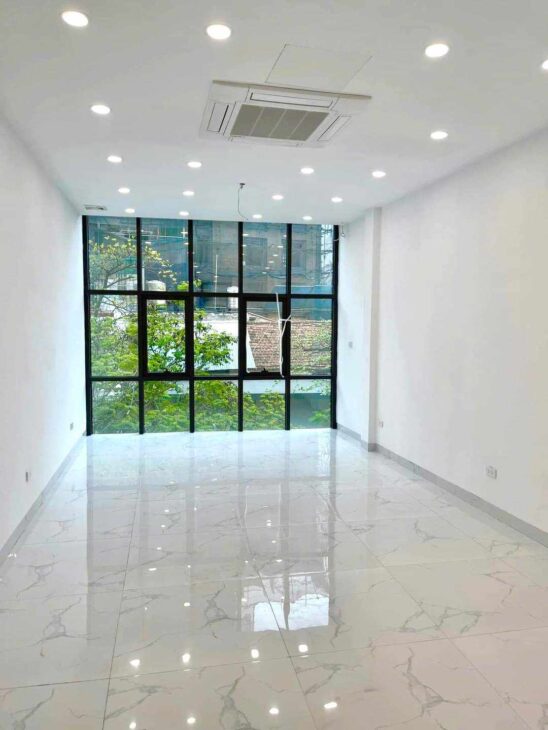 SIÊU HIẾM! MẶT PHỐ HÀM LONG – HOÀN KIẾM, SÁT HỒ GƯƠM: 44M, 5T, MT: 4M, NHỈNH 40 TỶ