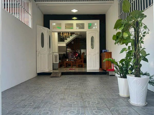 Bán Ngôi Nhà Tâm Huyết & Kiên Cố Khu Bàn Cờ – TP Nha Trang Giá: 7 Tỷ 750 Triệu (Có Thương Lượng,