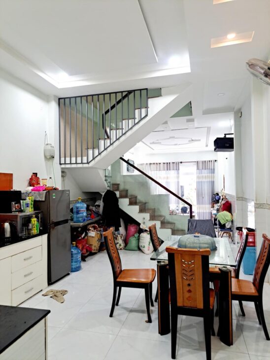 NHÀ ĐẸP 1 SẸC LÊ VĂN QUỚI – HẺM NHỰA 10M KINH DOANH ĐỈNH – 65M2, 2 TẦNG KIÊN CỐ.