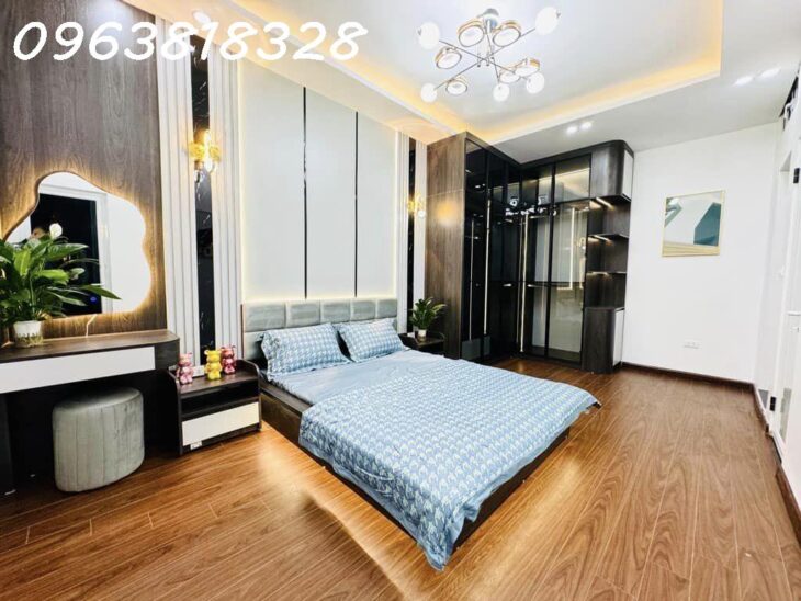 LÔ GÓC THUỴ KHUÊ – SÁT HỒ – NGÕ THÔNG KINH DOANH – Ô TÔ 5 TẠ ĐỖ CỬA – 3 BƯỚC LĂNG BÁC – TIỆN ÍCH