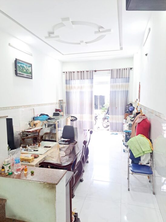 NHÀ ĐẸP 1 SẸC LÊ VĂN QUỚI – HẺM NHỰA 10M KINH DOANH ĐỈNH – 65M2, 2 TẦNG KIÊN CỐ.