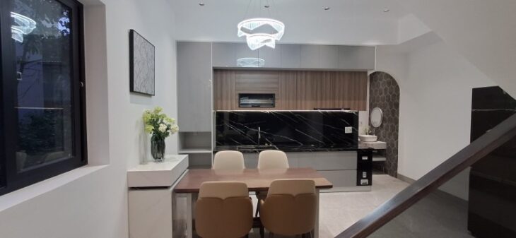 NHÀ 3 TẦNG MỚI KENG – KHU SINH THÁI VEN SÔNG HÒA XUÂN – CẨM LỆ- GIÁ CHỈ 6,75 TỶ