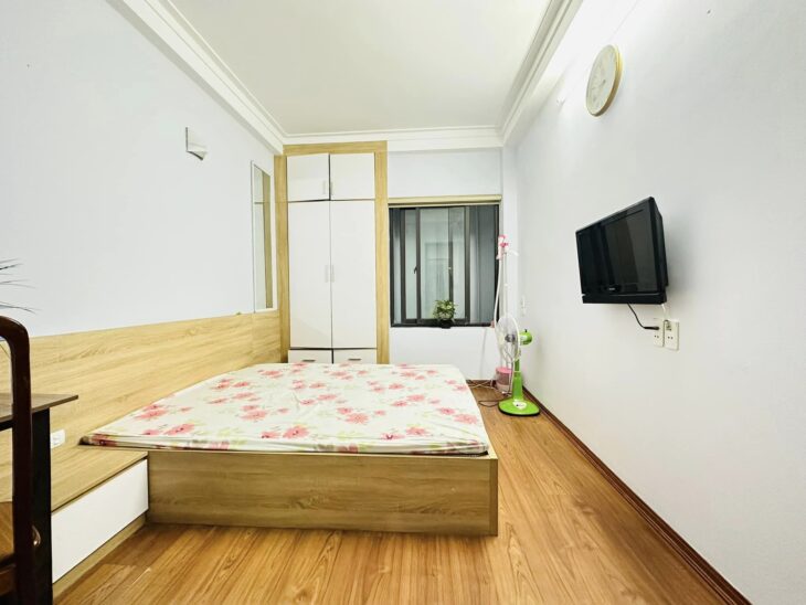 BÁN NHÀ TRIỀU KHÚC THANH XUÂN – GẦN PHỐ NGÕ THÔNG OTO ĐỖ CỬA – 50M 5T, NHỈNH 9 TỶ