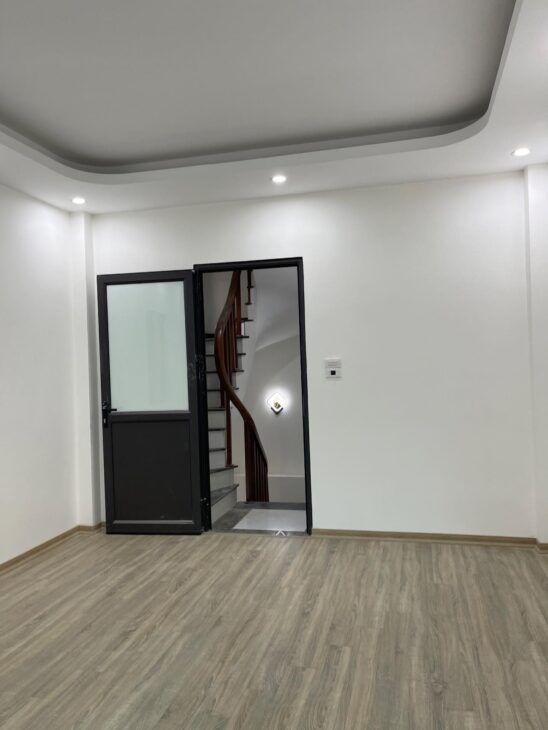 BÁN NHÀ ĐẸP ĐÓNTẾT PHỐ NGÔ QUYỀN, HÀ ĐÔNG, NHÀ PHÂN LÔ, Ô TÔ ĐỖ CỬA, MẶT TIỀN 4.2M, DT 34 M2, 5 TẦNG