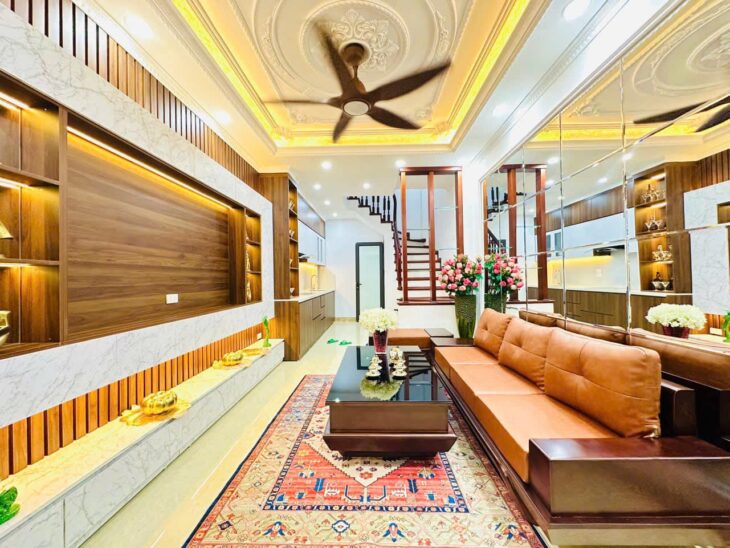 7 TỶ – NHÀ ĐẸP ĐƯỜNG CẦU GIẤY, 35m2 5 TẦNG 3PN MASTER, NỘI THẤT SIÊU ĐẸP, SẴN SÀNG Ở NGAY