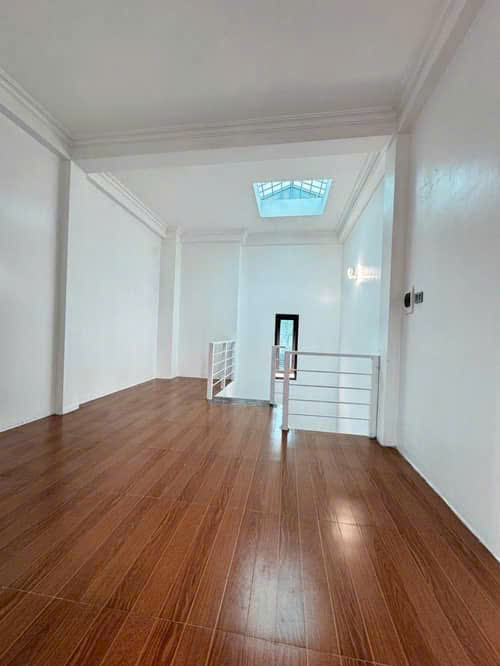 Bán nhà 5 tầng 33m ngõ 21 Lê Văn Lương cực đẹp rẻ nhất thị trường