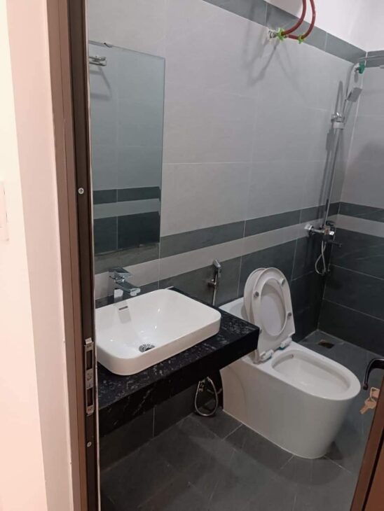 Cần bán chung cư mini đường Đình Thôn, Mỹ Đình, Nam Từ Liêm 87m2, MT 9m , 7 tầng, 11P, thang máy,