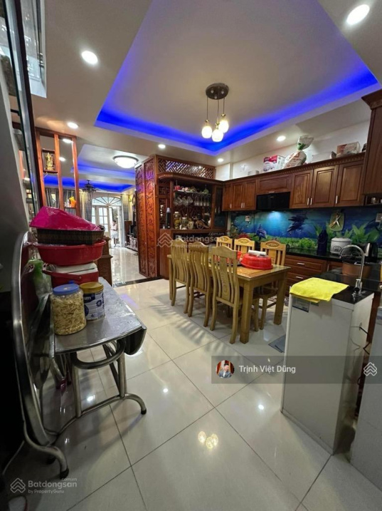 Nhà QL 13 đẹp ở luôn, KCBT, 80m2, HXH, cạnh KĐT Vạn Phúc , 5tỷ4