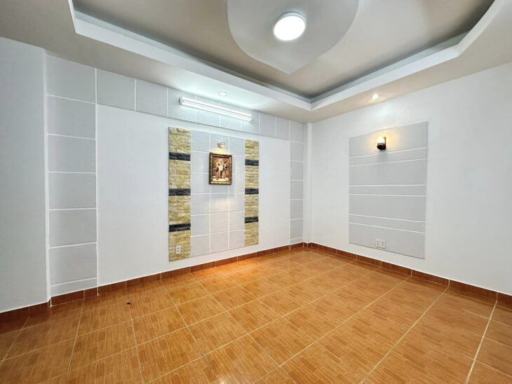 Ngôi Nhà 4 Tầng 89m2 Tại Ngõ Ngọc Lâm ,Long Biên – Chỉ 25 Tỷ