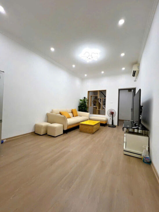 NHÀ ĐẸP – GIÁ TỐT – Vị Trí Đắc Địa Tại 41 Khương Đình, Quận Thanh Xuân, Thành phố Hà Nội