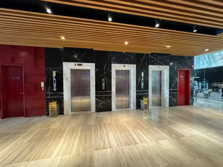 ⚜️ Khách Sạn VIP Phố Duy Tân, Cầu Giấy, 850m2 14T MT 18m, 80 Phòng, Chỉ 300 Tỷ ⚜️