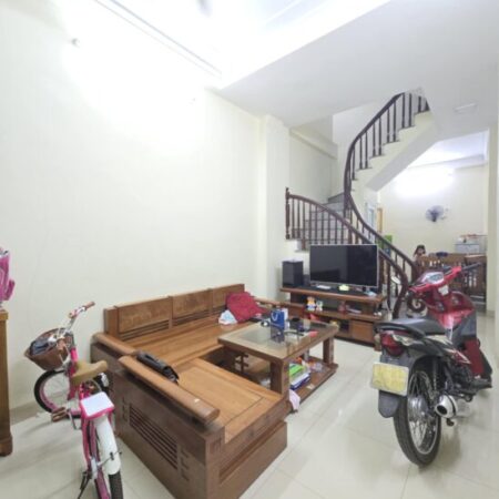 Bán nhà Tựu Liệt, Thanh Trì, dân xây thoáng trước sau, 34m2, 5.2 tỷ