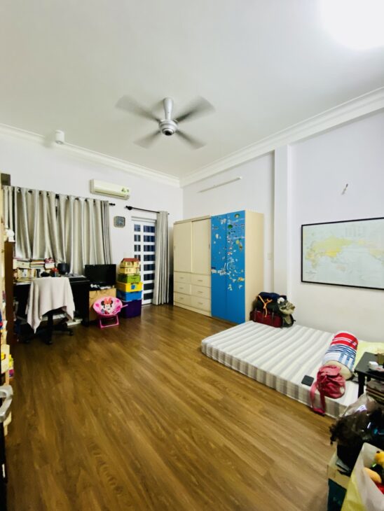 Nhà NGUYỄN ĐÌNH CHIỂU, 3 tầng, 3 phòng, 7.6 tỷ tl.