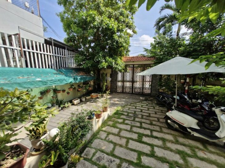 BIỆT THỰ 3 TẦNG, MẶT TIỀN HIỆP PHÚ Q9, 277M2, 19.5 Tỷ.