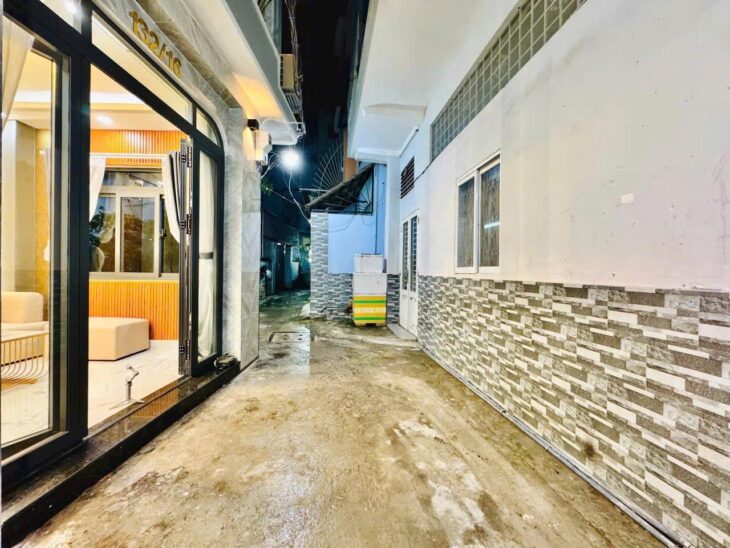 Bán căn hộ dịch vụ mặt phố Trung tâm TP Thủ Đức