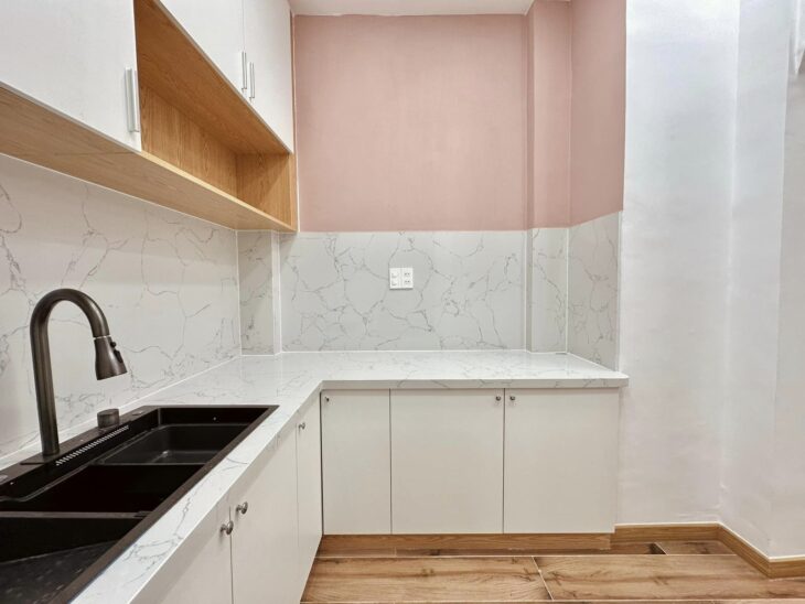 Nhà Mới Ngọc Thụy Long Biên, 38m², 5 Tầng, 3PN, Tặng nội thất, Về Ở Ngay