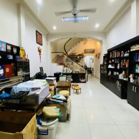 Nhà NGUYỄN ĐÌNH CHIỂU, 3 tầng, 3 phòng, 7.6 tỷ tl.