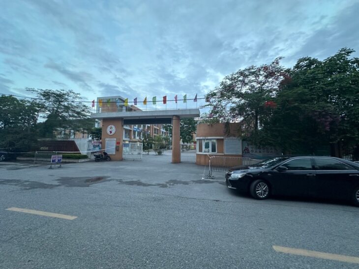 Cần bán gấp nhà Gia Quất -Long Biên – oto đỗ cửa – Gần trường hoc, chợ, công viên, nhà văn hóa,