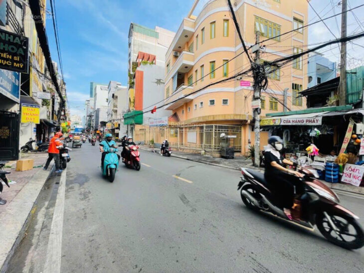 Siêu phẩm – MTKD quận 10 – ngang 4.7m – kinh doanh sầm uất – pháp lý chuẩn – chỉ 18 tỷ thương lượng