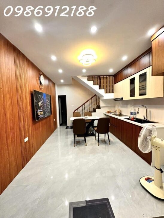 HÀNG HIẾM KỊCH ĐỘC – PHÚ ĐÔ – Ô TÔ ĐỖ CỬA 52M2, 9.6 TỶ – SỔ NỞ HẬU