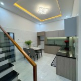 Nhà đẹp, mới keng, 56 m2 Hoàng Diệu ,giá 3,5 .ty.Anh em đầu tư chát lượng là đây