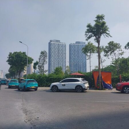 Cc NHỜ BÁN MẢNH ĐẤT VÀNG MỸ ĐÌNH – ĐẦU TƯ CCMN DÒNG TIỀN – 10M Ô TÔ. DT 40m2, 3 gian nhà c4, MT 4m