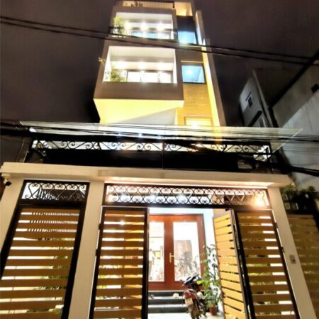 gấp bán nhà, Lý Sơn, Ngọc Thụy, Long Biên, 110m2 6T thang máy, gara oto chạy vòng quanh